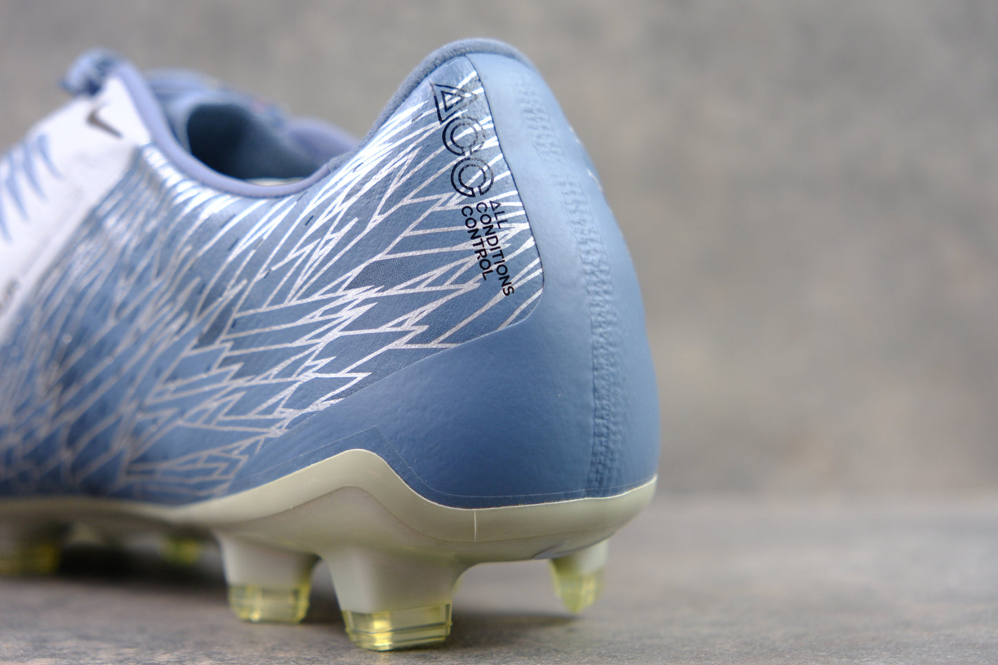 Nike Phantom Venom FG