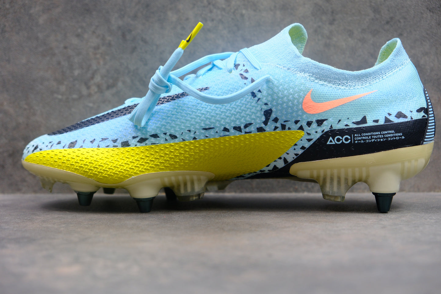 Nike Phantom GT II SG