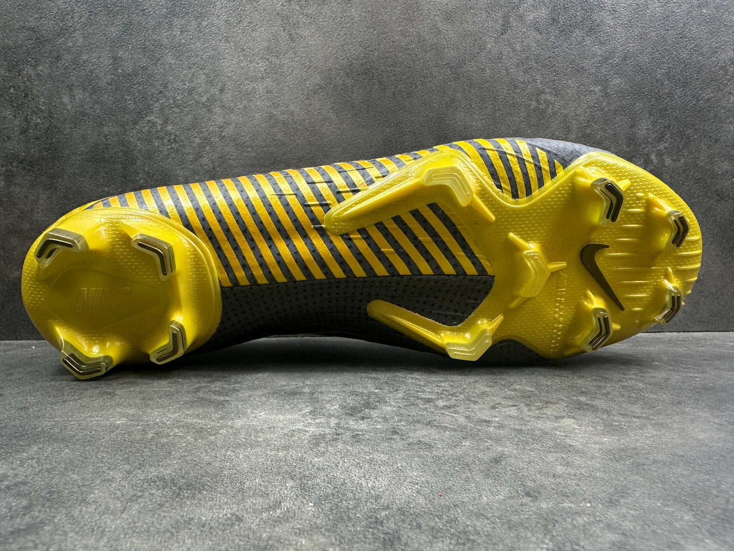 Nike Mercurial Vapor XII FG