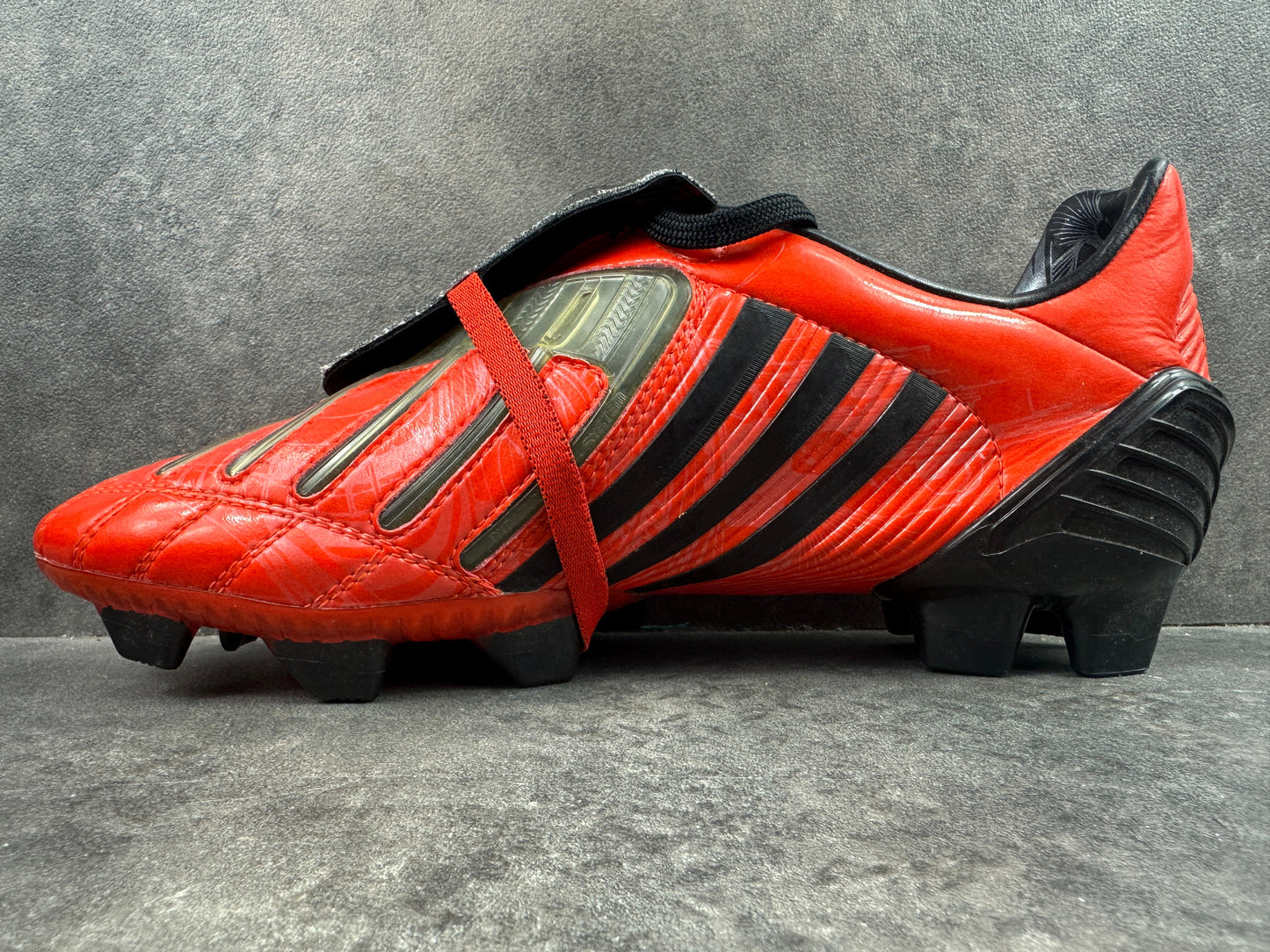 Adidas Predator Powerswerve FG