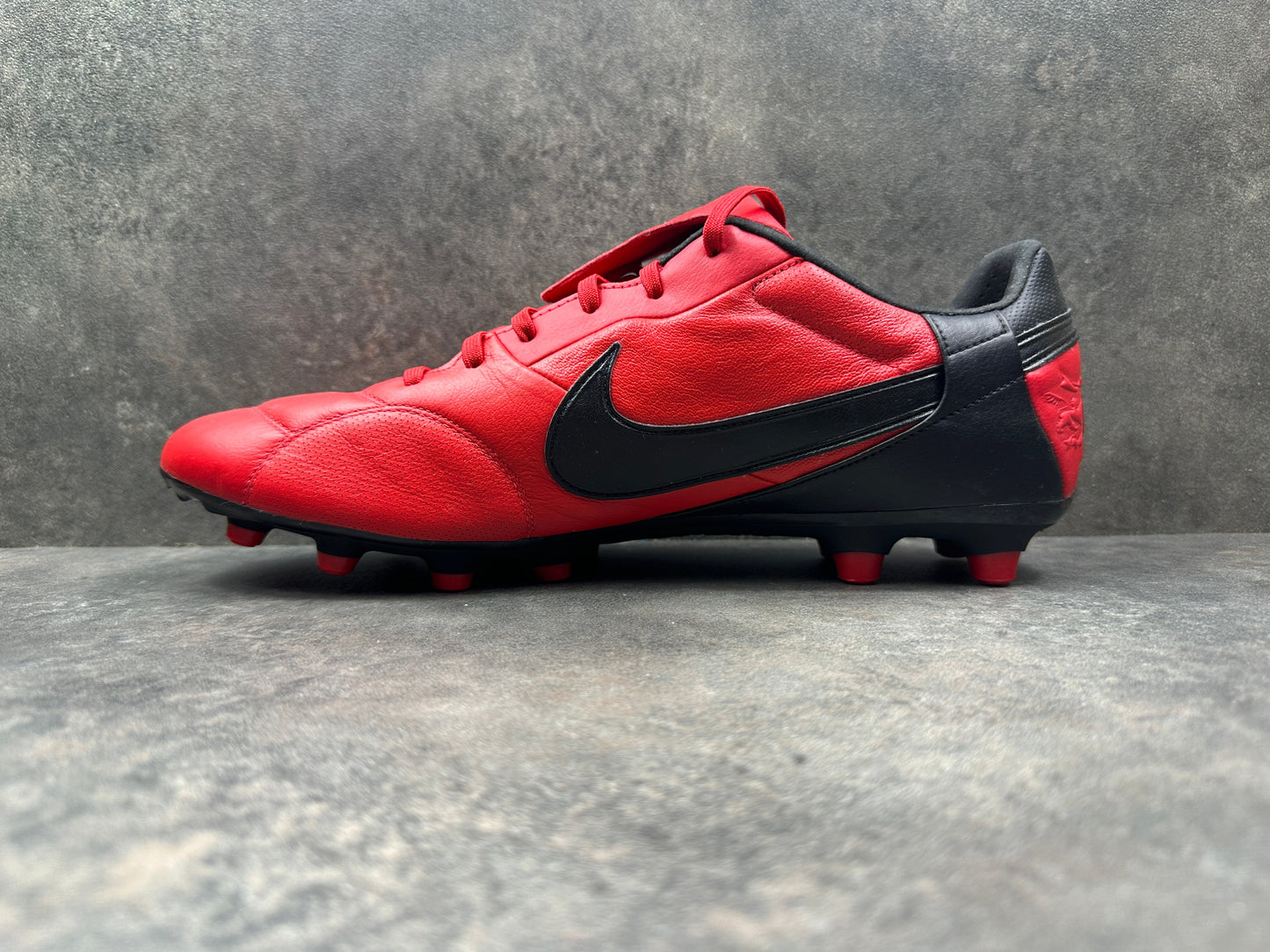 Nike Premier III